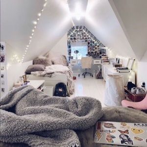 Meet your Posher, Meg